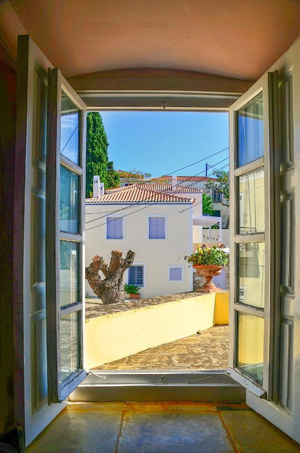 Villa Spetses Екстер'єр фото